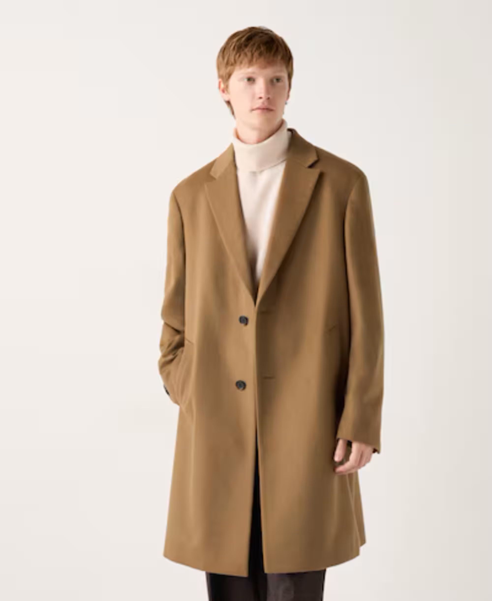 Men&#039;s coat (Image via UNIQLO)